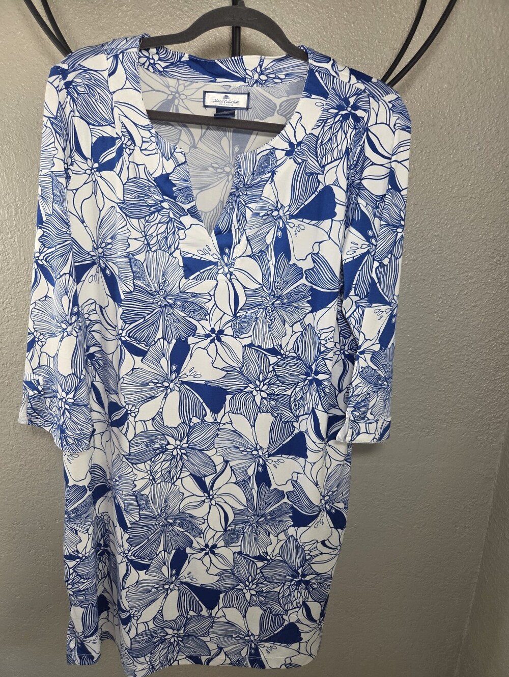 Island Collection Stella Parker Blue and White Floral Cover-Up Tunic - Picture 8 of 9